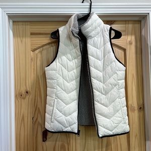 Reversible women’s vest size medium